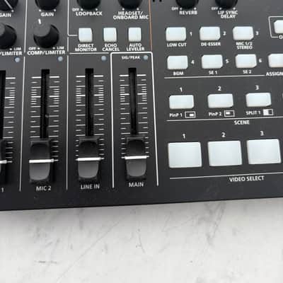 Roland VRC-01 AeroCaster USB-C Audio Interface / Control Surface 2022 - Present - Black image 3