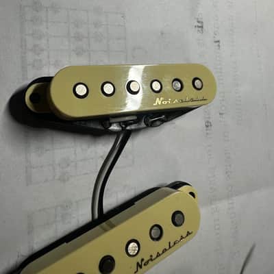 Fender 099-2115-000 Vintage Noiseless Stratocaster Pickup Set 2010s - Aged White image 2