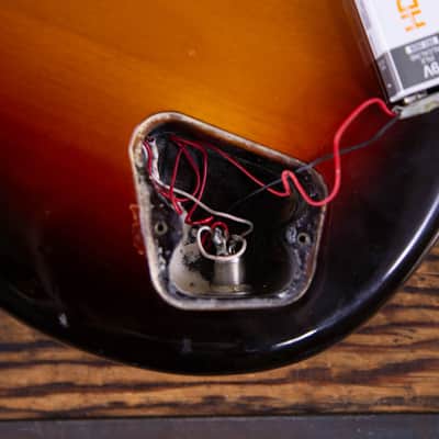 Fender Elite Stratocaster with Maple Fretboard 1983 - Brown Sunburst image 12