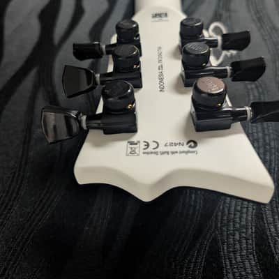 ESP LTD EC ARCTIC METAL 2021  - Satin white image 5