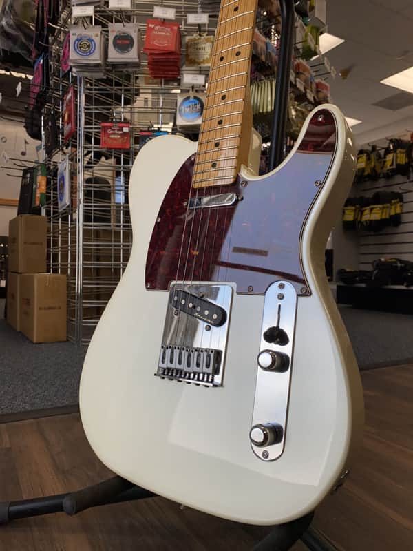 Fender Player II Modified Telecaster Maple Fingerboard Olympic Pearl 2025 - Present - Olympic Pearl with Gig Bag image 1