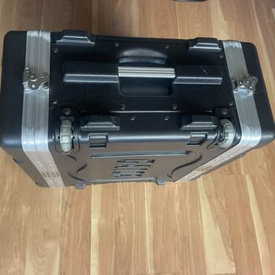 Gator Professional 4U Rack Flight Case with Rolling Wheels & Handle image 4