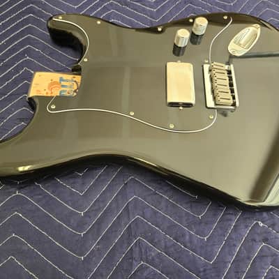 Fender Tom Delonge 2023 - Gloss Black image 13