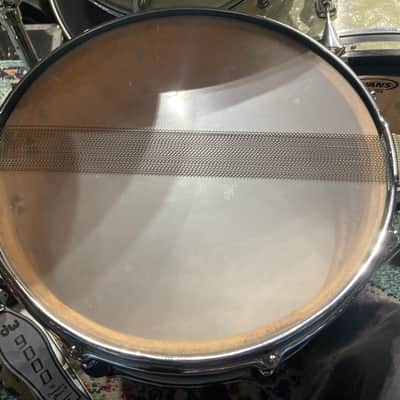 Slingerland – 1960s Vintage Radio King 4-Piece Set 22", 16", 13", with Matching 5x14" Artist Model Snare Drum  – White Marine Pearl image 20