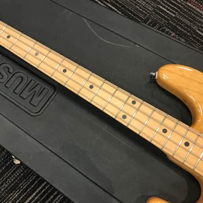 Ernie Ball Music Man Stingray 4 string Lefty image 8
