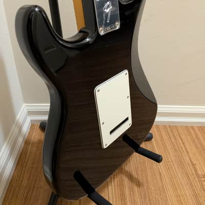 Fender Player II Stratocaster 2024 - Present - Black with White Pickguard image 9