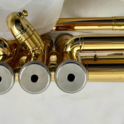 Yamaha YTR-2330 Standard Trumpet 2010s - Lacquered Brass image 15