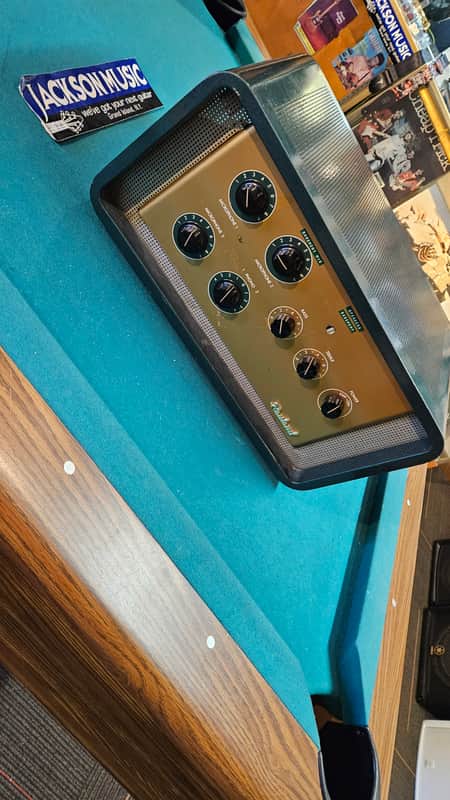 Rauland Borg Model 1932 Tube Amp 60 Watts 1960s image 1