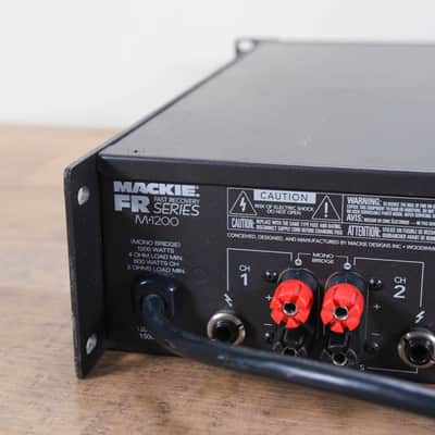 Mackie M1200 Two-Channel Power Amplifier CG00QP8 image 8