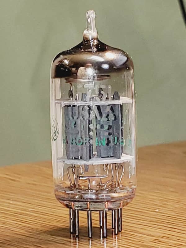 5751 GE  NOS/NIB Pizza Pan Getter MaxiPreamp2/TV7 Tested (1)Tube Lot image 1