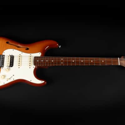 2019 Fender Rarities Series Flame Maple Top Thinline Stratocaster HSS - Violin Burst | USA Limited Edition Semi-Hollow Rosewood Neck Coil Split 3,18kg | CoA OHSC Bild 3