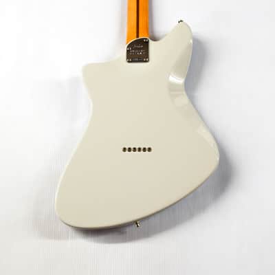 Fender American Ultra II Meteora - Avalanche image 9
