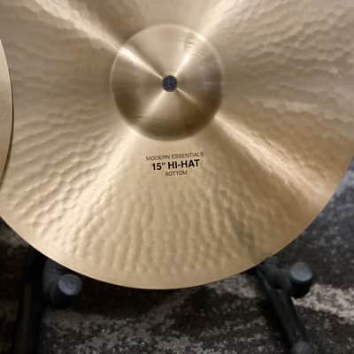 Paiste 15" Formula 602 Modern Essentials Hi-Hat Cymbals (Pair) 2013 - Present - Traditional image 5