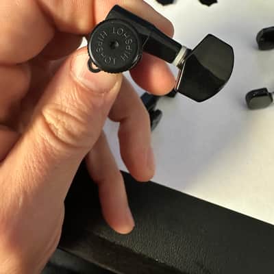 Hipshot 3+3 10MM 6k2EL0B (Black) Locking Tuner Set image 2