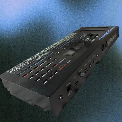 Roland D-05 Boutique Series Linear Synthesizer Sound Module 2015 - Present - Black image 2