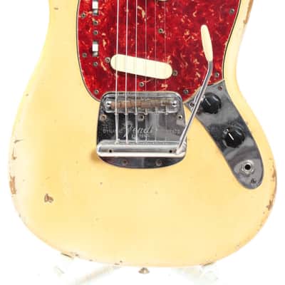 1965-1968 Fender Mustang white image 2