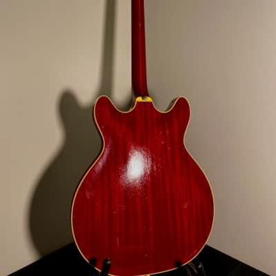 Guild Starfire Bass 1967 - Cherry Red image 7