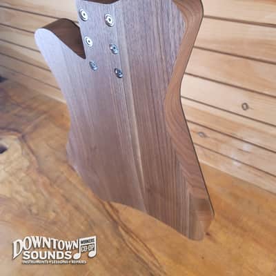 Jones'n Guitars "The Knob" KB 5-String Bass with Access Soft Shell Case - Chambered Walnut, 8lbs 8oz image 14