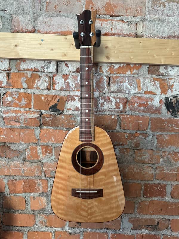Luis Pilarte Custom Port Orford Cedar/Cocobolo Pineapple Tenor Ukulele with Reunion Blu es Structured Gig Bag 2025 - Gloss image 1