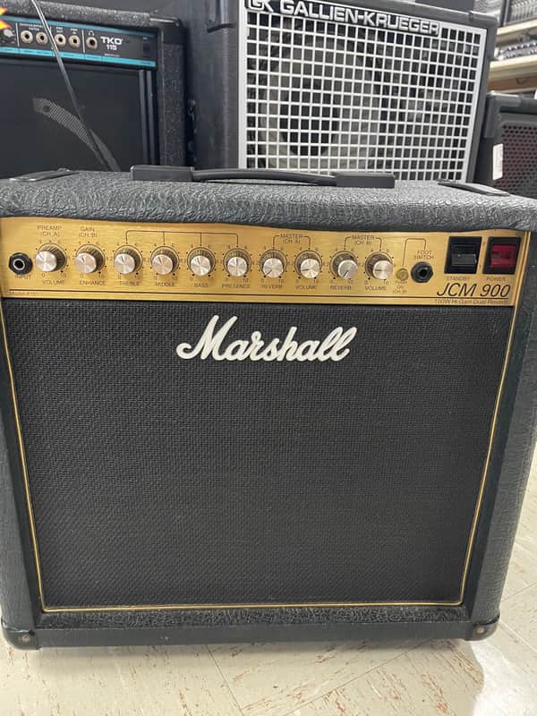Marshall JCM 900 Model 4101 100-Watt Hi Gain Dual Reverb 1x12 Combo