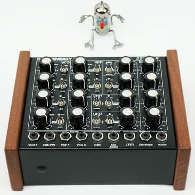Doepfer Dark Energy MK2 Analog Synthesizer Desktop + Top Zustand + Garantie image 4
