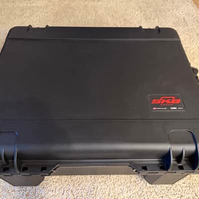 SKB 3i-2217-8SXL iSeries Molded Hard Case for Line 6 Helix Stadium XL image 3