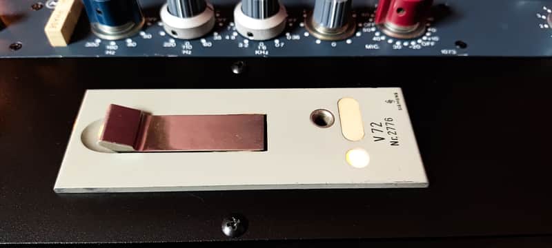 Siemens V72 image 1
