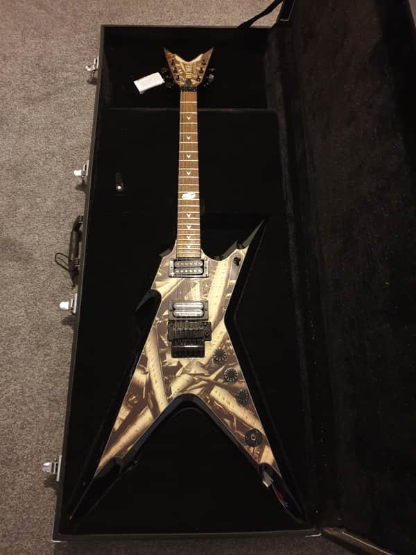 Dean Razorback Bone Shards Graphic (Dimebag Darrell, Pantera) With Original Dean Case image 1