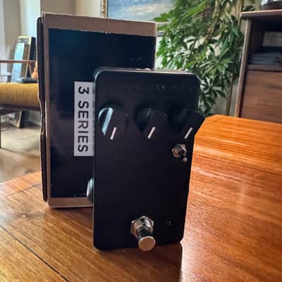 JHS 3 Series Oil Can Delay Limited Edition - Blacked Out 2023 - Blacked Out image 1