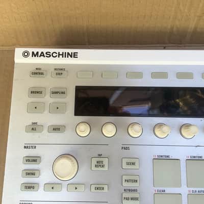 Native Instruments Maschine MKII White image 2
