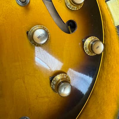 Gibson ES-335 TD w/Bigsby 1966 - Sunburst #851427 image 15