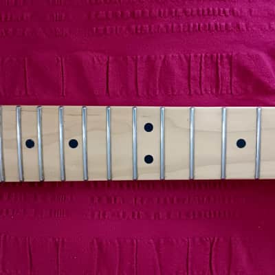 Fender 099-3002-921 American Standard Stratocaster Neck (w/ Tuners), 22-Fret 2003 - Maple image 6
