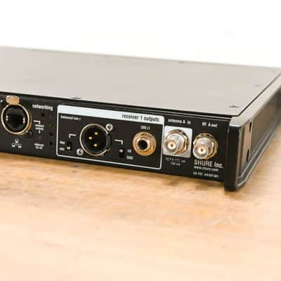 Shure UR4D+ Dual-Channel UHF Wireless Receiver - H4 Band: 518-578 MHz CG01232 image 8