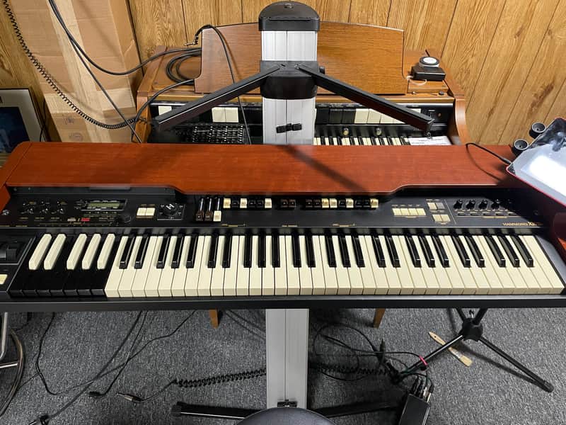 Hammond XK-3c | Reverb