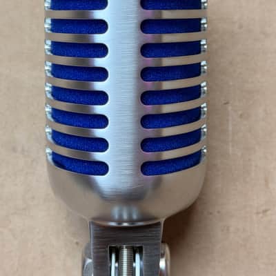Shure Super 55 Deluxe Vocal Microphone image 8