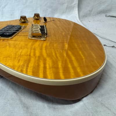 Gibson Nighthawk night hawk Guitar with Case 1995 image 20