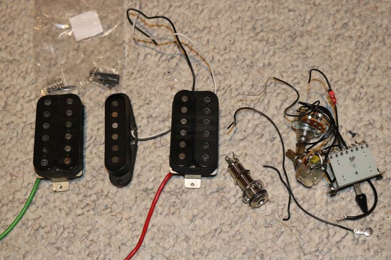 2018 Ibanez RG 570 RG 570 Pickups & Electronics - MIJ - No Tariffs image 1