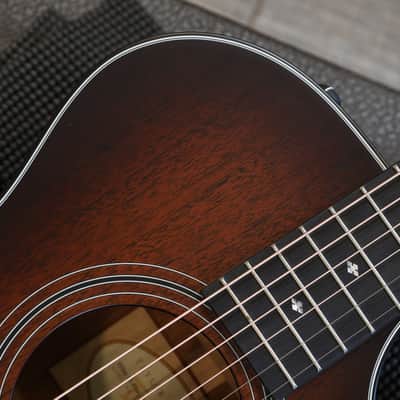 Minty! 2017 Taylor 322ce 12-Fret Tasmanian Blackwood Acoustic Guitar Natural + OHSC image 3