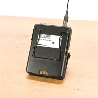 Shure ULXD1 Digital Bodypack Transmitter - G50 Band: 470-534 MHz CG012NY image 5