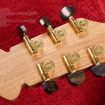 Ovation Adamas 1687GT-9W Deep Bowl Reverse Brown Tri-Burst image 8