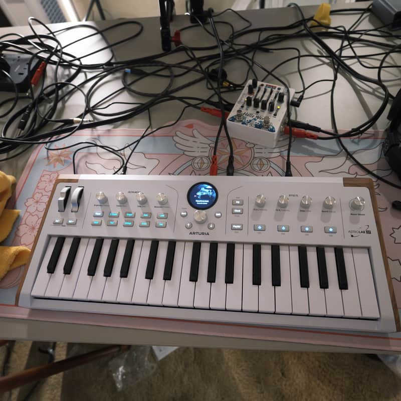 Arturia AstroLab 37-Key Stage Keyboard 2025 - Present - White image 1