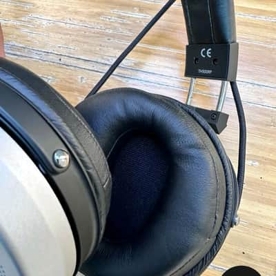 Fostex TH-500RP 2014 - Leather image 3