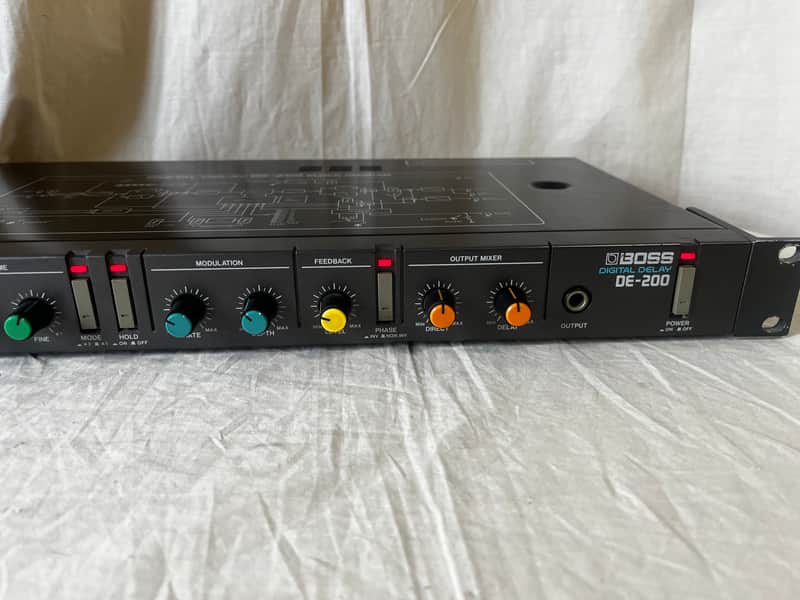 Boss DE-200 Rackmount digital delay Vintage 80s Rack | Reverb Canada