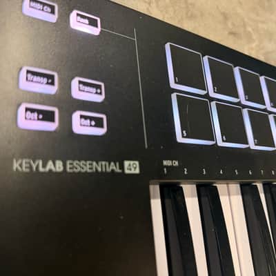 Arturia KeyLab Essential 49 MkIII MIDI Controller 2023 - Present - Black Bild 5