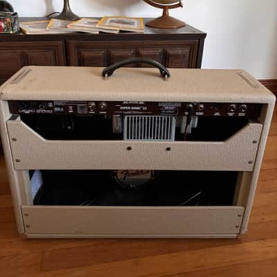 Fender Super-Sonic 22 2-Channel 22-Watt 1x12" Guitar Combo 2010 - Present - Blonde image 6