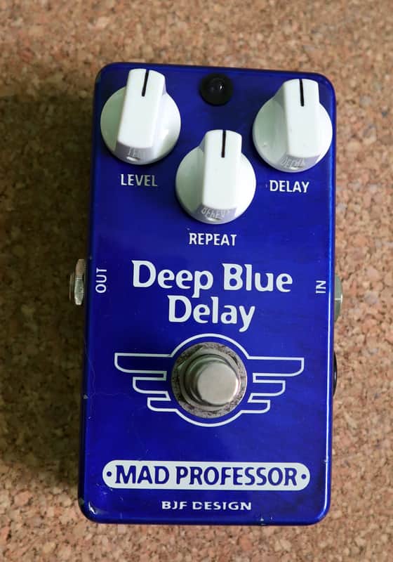 Mad Professor Deep Blue Delay