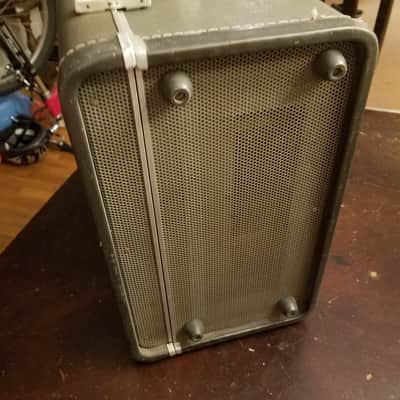 Ampex A-692 Tube Speaker Amplifier Suitcase JBL 8" driver 10 Watt RESTORED 6V6 Push Pull Mono 1965 - Grey image 11