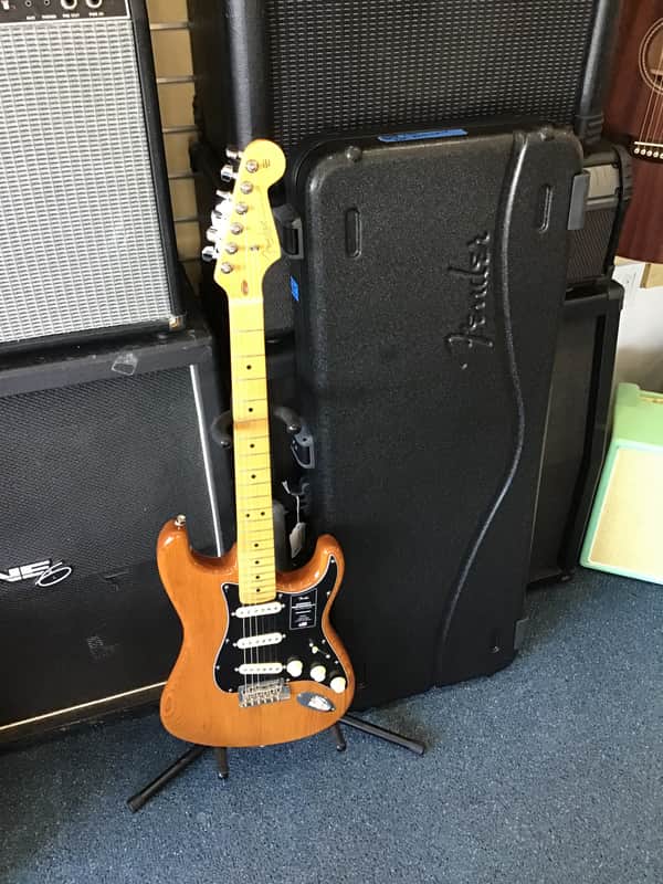 Fender AMERICAN PROFESSIONAL II STRATOCASTER LATE 2000’s image 1
