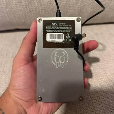 Walrus Audio Julia Chorus / Vibrato V2 Limited Edition - Platinum Series 2021 - Platinum image 2