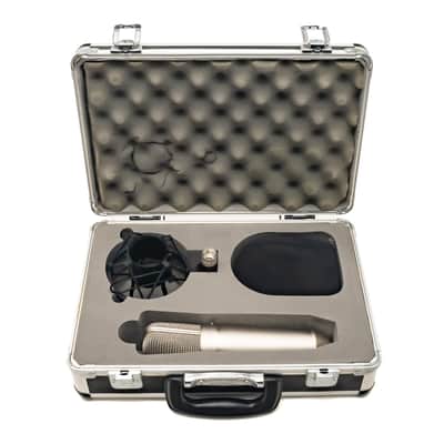 Behringer - B2 Pro Condenser Microphone w/ Shock-mount, Windscreen OHSC USED image 1